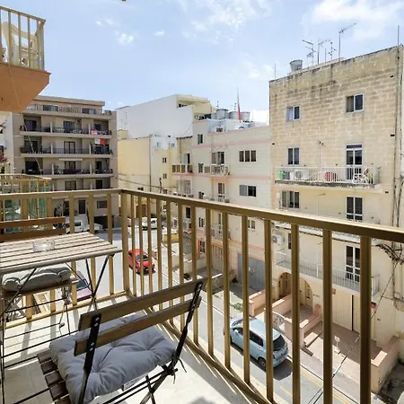 Апартаменты Hilltop - Stylish Comfort Living Close To The Sea, Bugibba