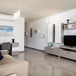 Appartement Hilltop - Stylish Comfort Living Close To The Sea, Bugibba *
