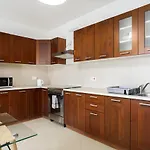 Hilltop - Stylish Comfort Living Close To The Sea, Bugibba *