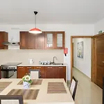 Hilltop - Stylish Comfort Living Close To The Sea, Bugibba Appartement San Pawl il-Baħar