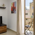 Appartement Hilltop - Stylish Comfort Living Close To The Sea, Bugibba San Pawl il-Baħar