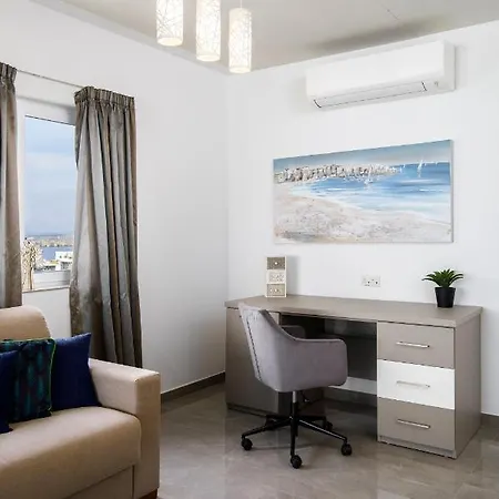 Apartament Hilltop - Stylish Comfort Living Close To The Sea, Bugibba