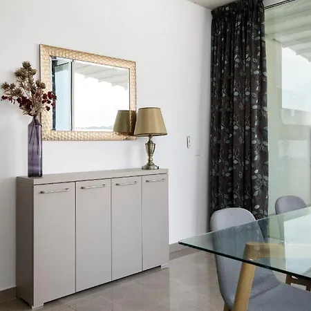 Hilltop - Stylish Comfort Living Close To The Sea, Bugibba * St. Paul's Bay