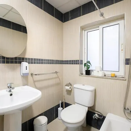 Hilltop - Stylish Comfort Living Close To The Sea, Bugibba Apartament *