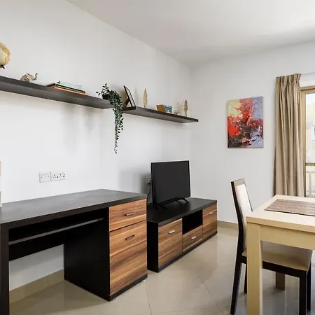 Hilltop - Stylish Comfort Living Close To The Sea, Bugibba * San Pawl il-Baħar
