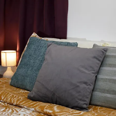 Hilltop - Stylish Comfort Living Close To The Sea, Bugibba Appartement *