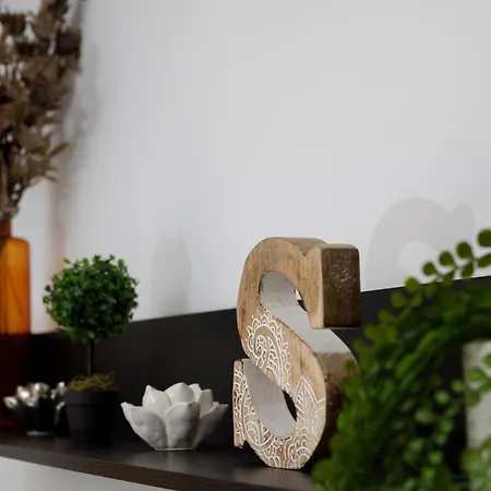 Hilltop - Stylish Comfort Living Close To The Sea, Bugibba *