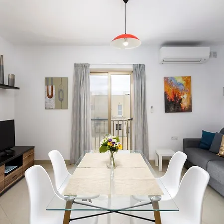 Hilltop - Stylish Comfort Living Close To The Sea, Bugibba San Pawl il-Baħar