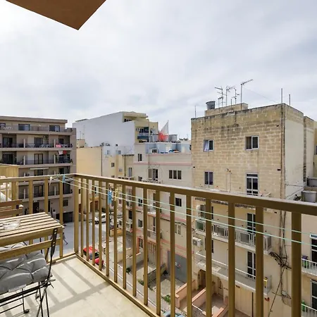 Hilltop - Stylish Comfort Living Close To The Sea, Bugibba * St. Paul's Bay