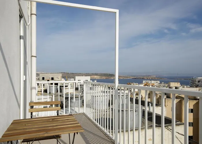 Apartman Hilltop - Stylish Comfort Living Close To The Sea, Bugibba *