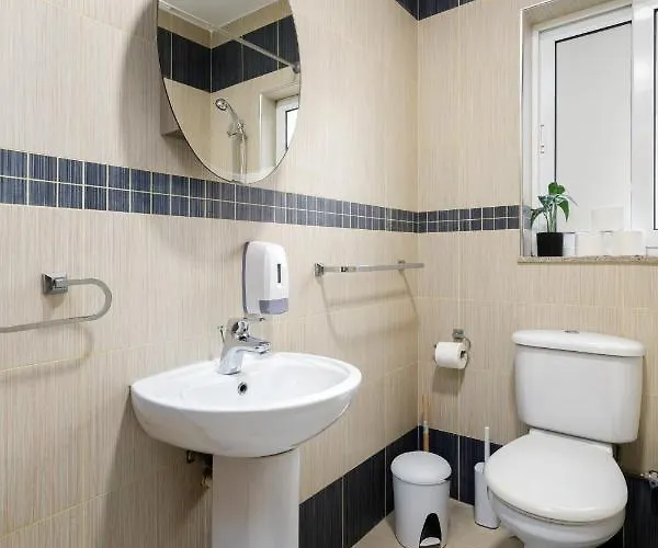 Hilltop - Stylish Comfort Living Close To The Sea, Bugibba