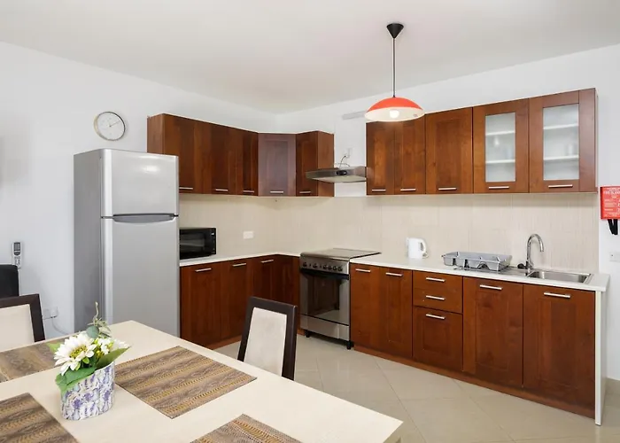 Apartman Hilltop - Stylish Comfort Living Close To The Sea, Bugibba San Pawl il-Baħar