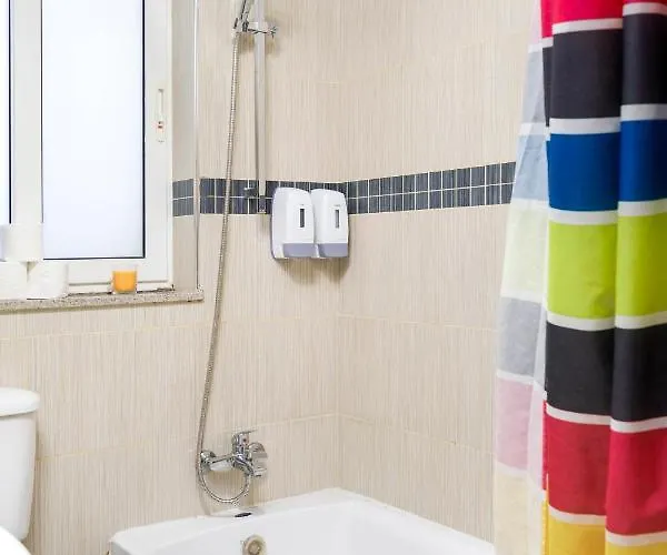 Hilltop - Stylish Comfort Living Close To The Sea, Bugibba