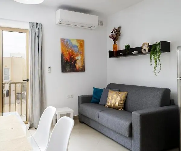 Apartman Hilltop - Stylish Comfort Living Close To The Sea, Bugibba *